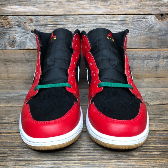 Size 11.5- Air Jordan 1 SE Mid Christmas Black Fire Red Malachite Used With Box - Picture 2 of 10